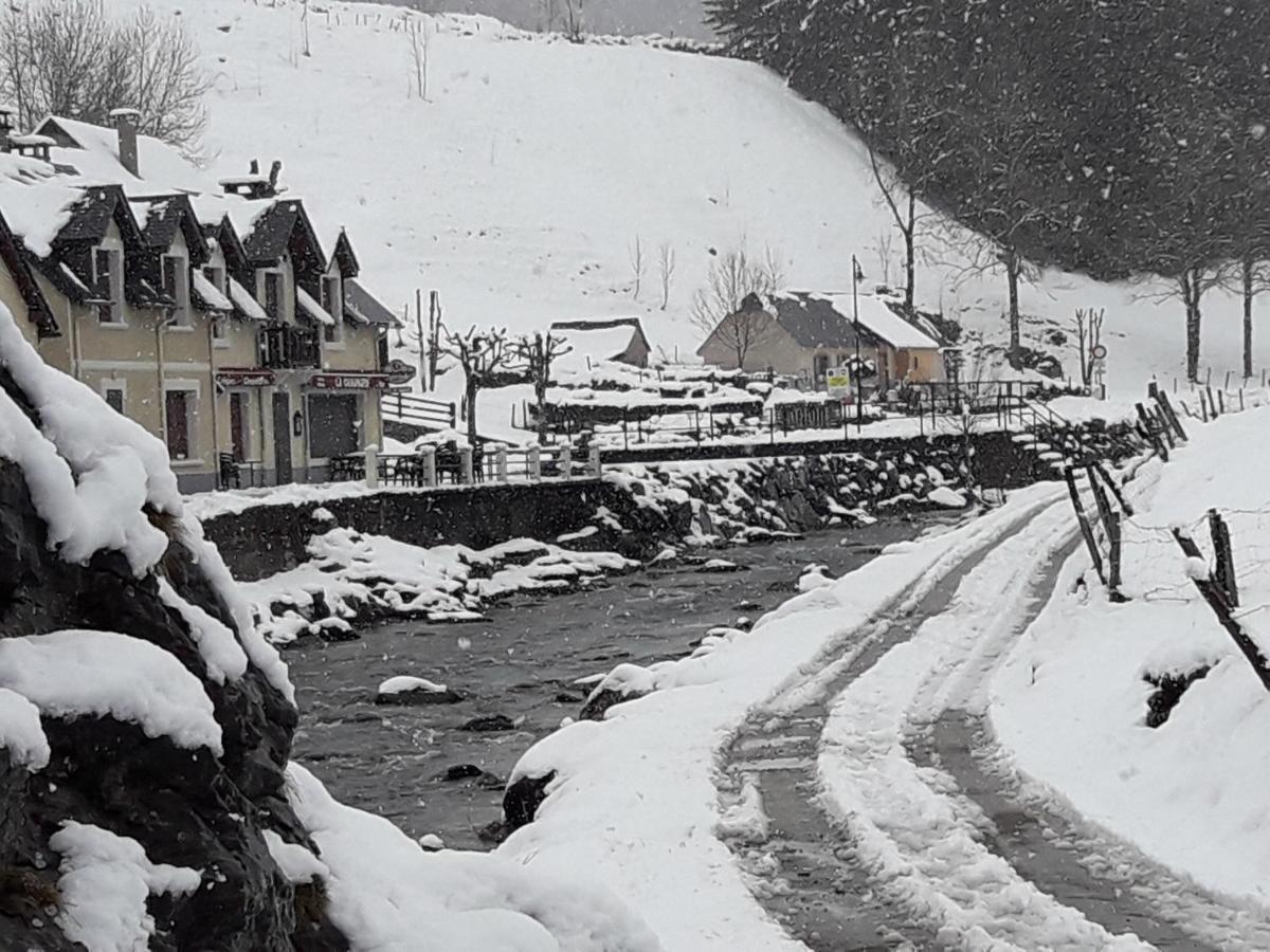 Chambres D'Hotes L'Astazou Gavarnie Exterior photo